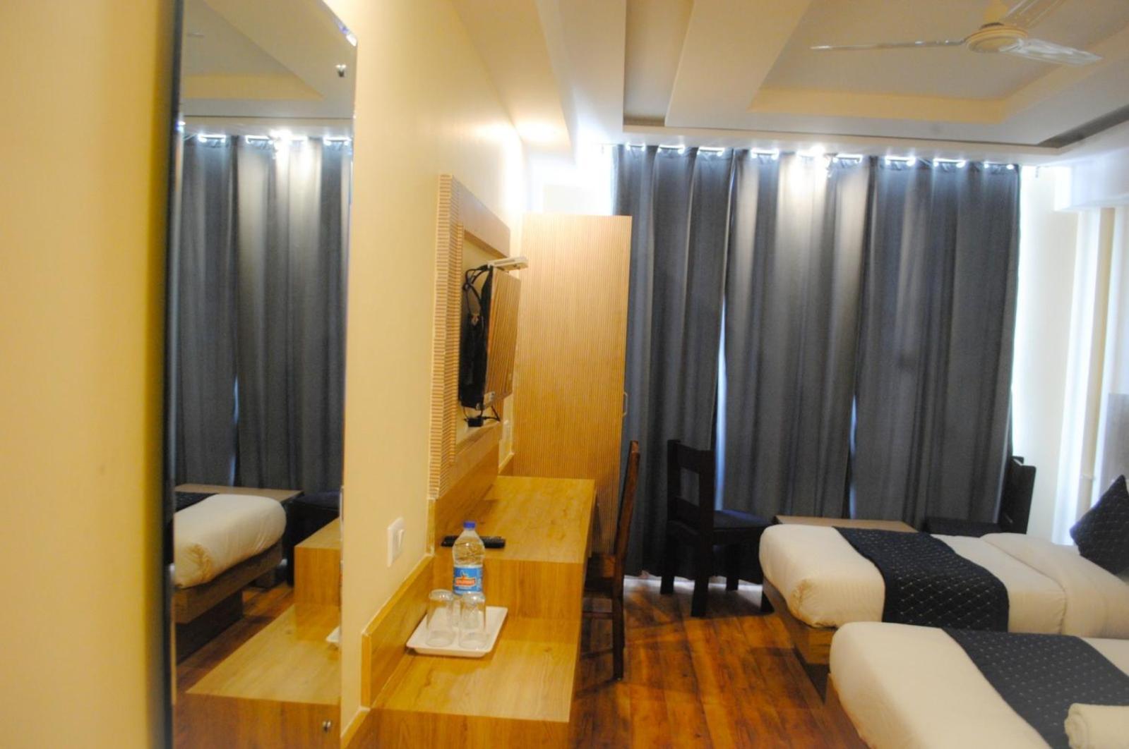 The Fragrance Hotel Katra  Luaran gambar